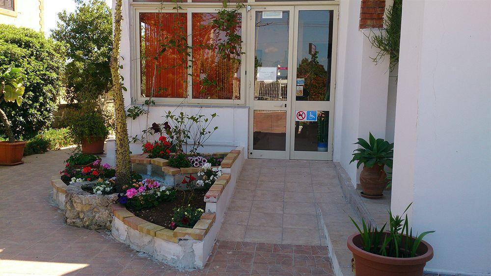 Bed and Breakfast Il Mirto E La Rosa Agrigent Exterior foto